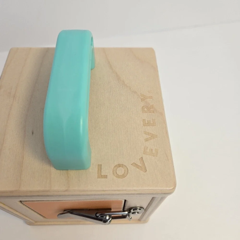 LOVEVERY lock box